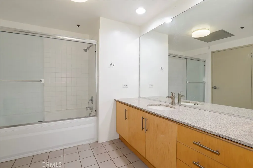 330 W 11th Street A503, Los Angeles, California 90015 home-pic-33